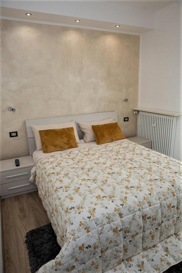 New Carrara Hospital Home Бергамо Экстерьер фото
